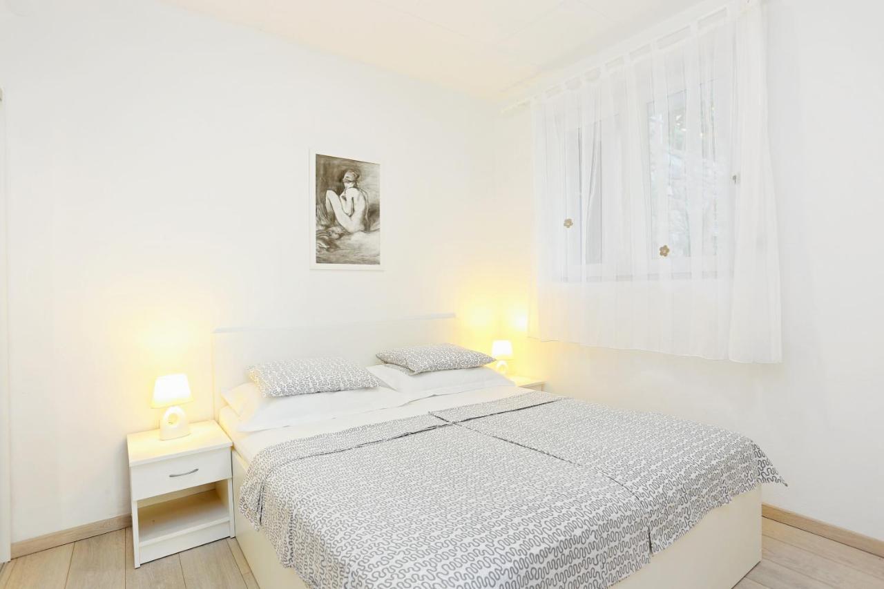 Apartments By The Sea Podgora, Makarska - 2594 المظهر الخارجي الصورة