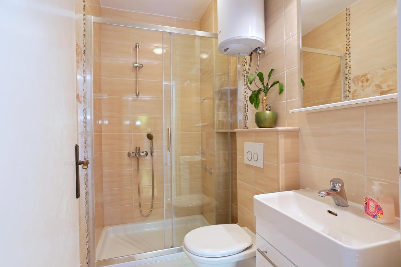 Apartments By The Sea Podgora, Makarska - 2594 المظهر الخارجي الصورة